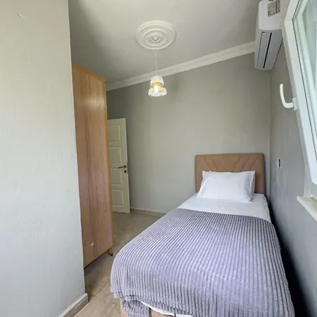 Guemuesluek Aparthotel *